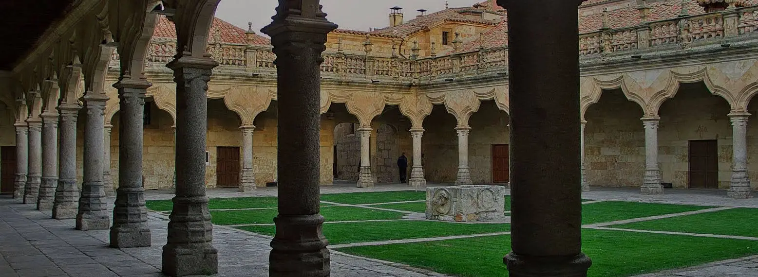 Patio de escuelas menores de la Universidad de Salamanca